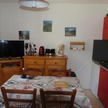Superbe 2 Pieces Pour 4 Personnes Avec Balcon Aux Verneys, Proche Des Pistes Et Commodites - Fr-1-263-129 Apartment Valloire
